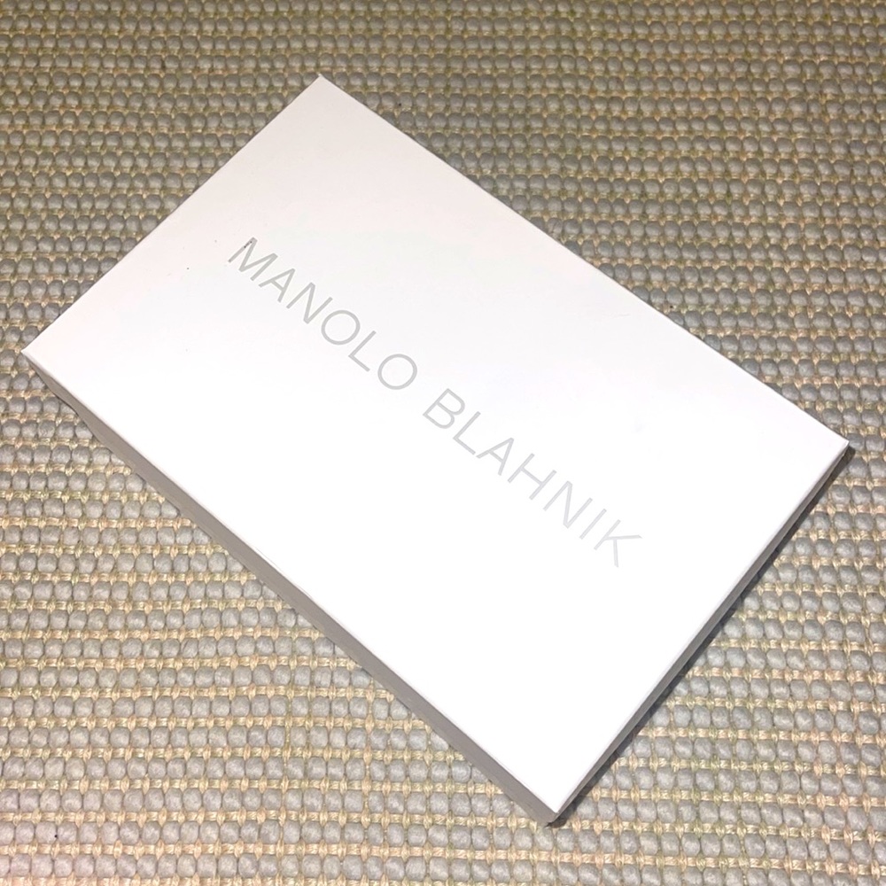 MANOLO BLAHNIK SHOE BOX
